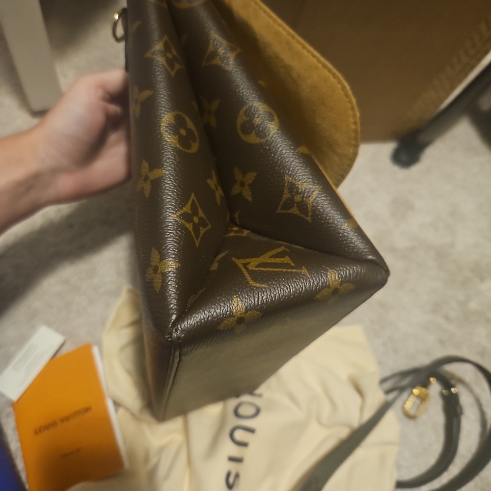Louis Vuitton Marignan Sesame - Picture 2 of 7